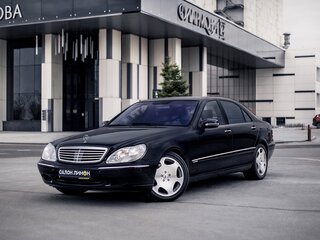 2002 Mercedes-Benz S-Класс 600 Long IV (W220), чёрный, 9800000 рублей, вид 1