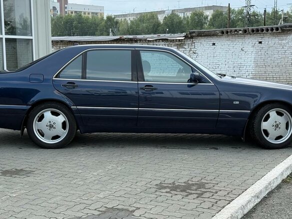 1998 Mercedes-Benz S-Класс 500 Long III (W140) Рестайлинг, синий, 4000000 рублей - вид 8