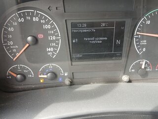 2023 Foton Auman EST A, красный, 2685000 рублей, вид 5