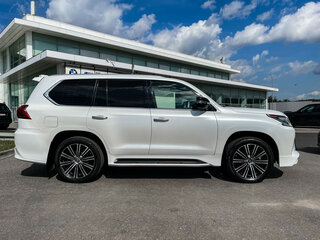 2020 Lexus LX 570 III Рестайлинг 2, белый, 8849913 рублей, вид 4