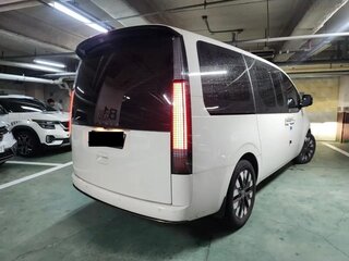 2022 Hyundai Staria I, белый, 5200000 рублей, вид 4