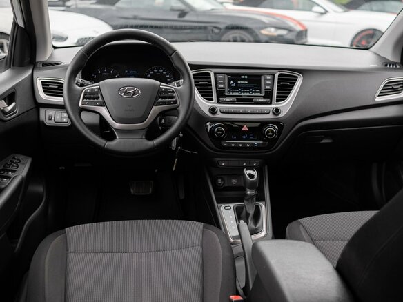 2020 Hyundai Solaris II, белый, 1480000 рублей - вид 5