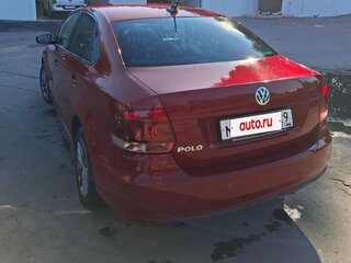 2019 Volkswagen Polo V Рестайлинг, красный, 1500000 рублей, вид 4