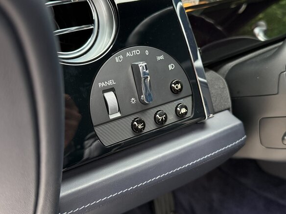 2017 Rolls-Royce Wraith, синий, 20450000 рублей - вид 25