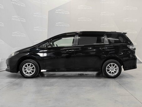 Toyota Wish II Рестайлинг