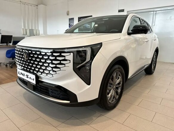 2026 Changan UNI-S I Рестайлинг, белый, 3029900 рублей