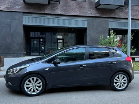 2013 Kia Ceed II, серый, 1290000 рублей, вид 2