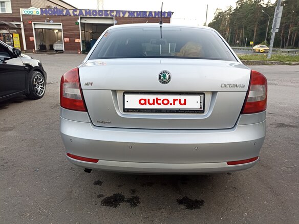 2012 Skoda Octavia II (A5) Рестайлинг, серебристый - вид 5