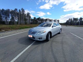 2011 Toyota Camry VI (XV40) Рестайлинг, серебристый, 1330000 рублей, вид 2
