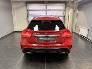 2017 Mercedes-Benz GLA 200 I (X156), красный, 2330000 рублей, вид 5