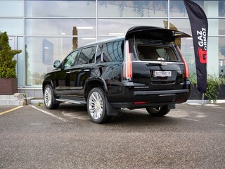 2017 Cadillac Escalade IV, чёрный, 4660000 рублей, вид 5