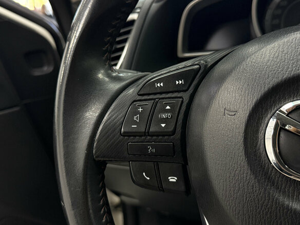 2014 Mazda 3 III (BM), белый, 1380000 рублей - вид 12