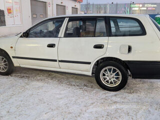 1997 Toyota Caldina I Рестайлинг, белый, 295000 рублей, вид 3