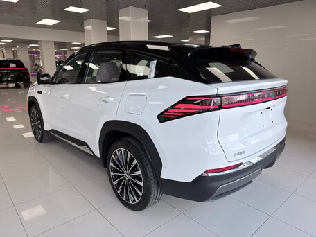 2026 Geely Galaxy M7, белый, 3649999 рублей, вид 3