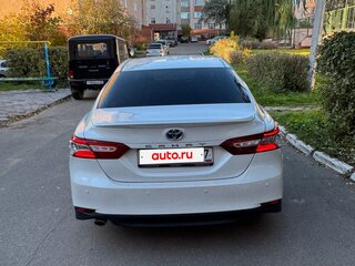 2022 Toyota Camry VIII (XV70) Рестайлинг, белый, 2950000 рублей, вид 2