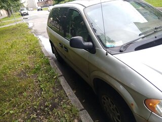 2002 Chrysler Voyager IV, серебристый, 260000 рублей, вид 2