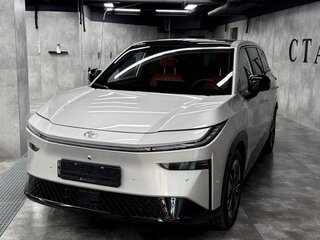 2026 Toyota bZ3X 58.3 kWh, серебристый, 2878000 рублей, вид 1