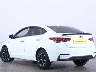 2017 Hyundai Solaris II, белый, 1199000 рублей, вид 4