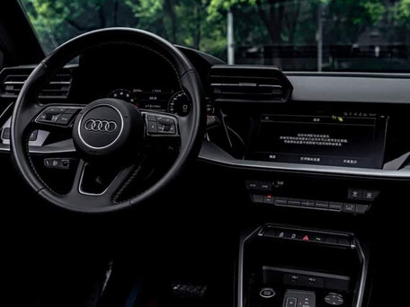 2024 Audi A3 Sportback 35 TFSI IV (8Y), зелёный, 1899000 рублей, вид 5