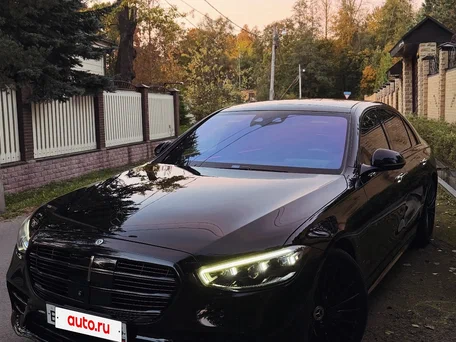 2022 Mercedes-Benz S-Класс 500 4MATIC VII (W223), чёрный, 8900000 рублей, вид 2