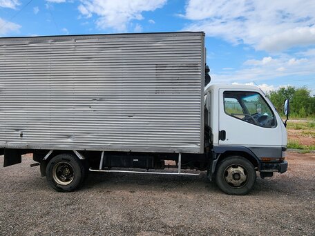 1995 Fuso (Mitsubishi) Canter, белый, 650000 рублей, вид 3