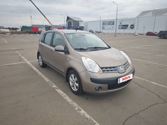 2006 Nissan Note I, бежевый, 420000 рублей - вид 3