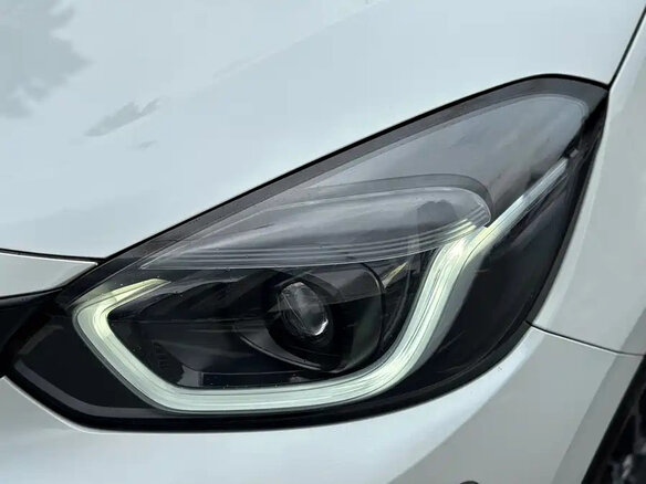 2024 Honda Fit Crosstar IV Рестайлинг, белый, 1140017 рублей - вид 14
