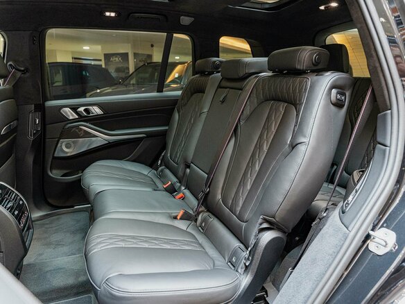 2026 BMW X7 40d I (G07) Рестайлинг, чёрный, 17490000 рублей - вид 31