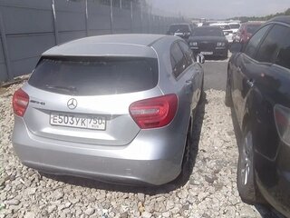 2013 Mercedes-Benz A-Класс 180 III (W176), серебристый, 879000 рублей, вид 3