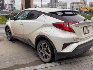 2021 Toyota C-HR I Рестайлинг, белый, 2699000 рублей, вид 4