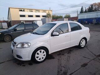 2008 Chevrolet Aveo I Рестайлинг, белый, 260000 рублей, вид 3