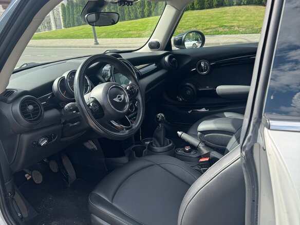 2020 Mini Hatch Cooper III (F55/F56) Рестайлинг, серый, 1425000 рублей - вид 10