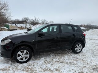 2010 Nissan Qashqai I Рестайлинг, чёрный, 870000 рублей, вид 4