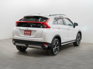 2018 Mitsubishi Eclipse Cross I, белый, 1940000 рублей, вид 2