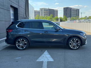 2019 BMW X5 30d IV (G05/G18), серый, 5111000 рублей, вид 5