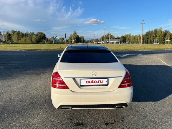 2010 Mercedes-Benz S-Класс 500 V (W221) Рестайлинг, белый, 2600000 рублей - вид 5