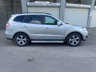 2011 Hyundai Santa Fe II Рестайлинг, серебристый, 1350000 рублей, вид 4