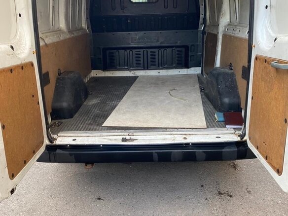 2014 Ford Transit, белый, 950000 рублей - вид 4