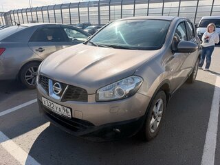 2013 Nissan Qashqai I Рестайлинг, бежевый, 760000 рублей, вид 1