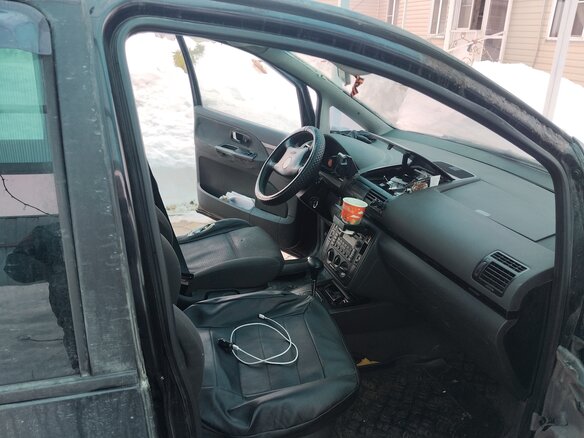 2004 Volkswagen Sharan I Рестайлинг, чёрный, 250000 рублей - вид 2