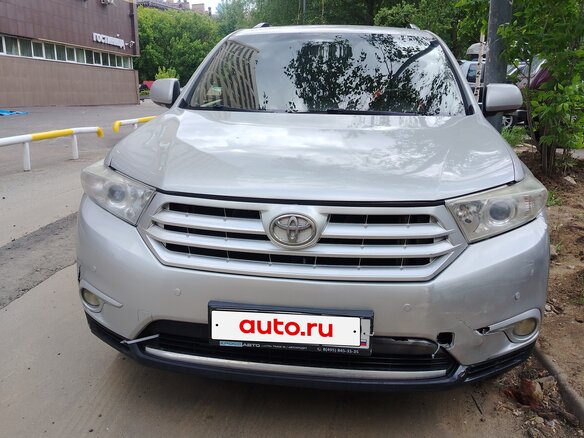 2012 Toyota Highlander II (XU40) Рестайлинг, серебристый, 2000000 рублей