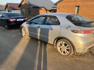 2011 Honda Civic VIII Рестайлинг, серебристый, 1270000 рублей, вид 4