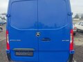2018 Mercedes-Benz Sprinter, синий, 2200000 рублей - вид 3