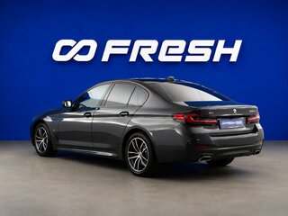 2022 BMW 5 серии 530d xDrive VII (G30/G31/G38) Рестайлинг, серый, 6399077 рублей, вид 2