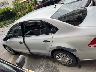 2011 Volkswagen Polo V, серебристый, 490000 рублей, вид 4