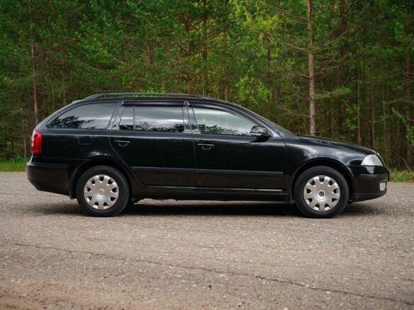 2008 Skoda Octavia II (A5), чёрный - вид 3
