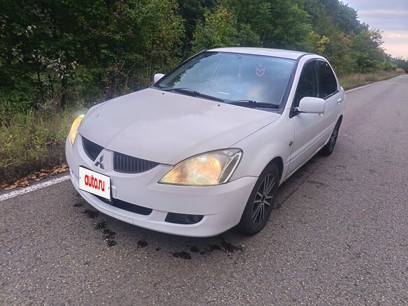 2003 Mitsubishi Lancer Cedia IX, белый, 350000 рублей - вид 10