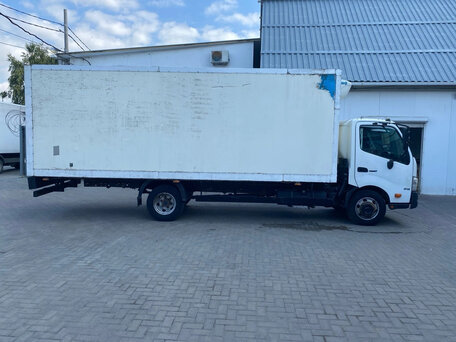2012 Hino Series 300 (Dutro), белый, 1550000 рублей, вид 3