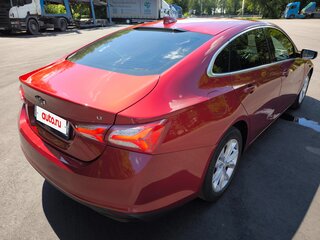2018 Chevrolet Malibu IX Рестайлинг, красный, 1380000 рублей, вид 4