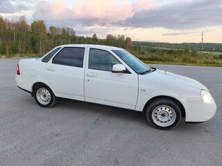 2015 Lada (ВАЗ) Priora I Рестайлинг, белый, 750000 рублей, вид 3